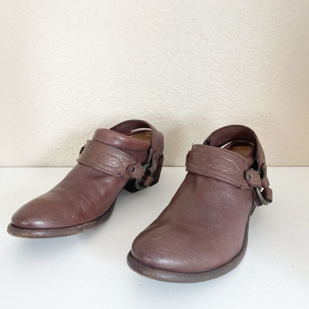 Frye Carson belted harness mule in Chocolate Brown  rounded toe 8.5 - Picture 3 of 14